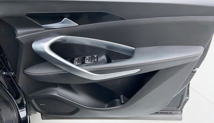 2019 MG HECTOR SHARP 2.0 DIESEL, Diesel, Manual, 29,424 km, Driver Side Door Panels Control