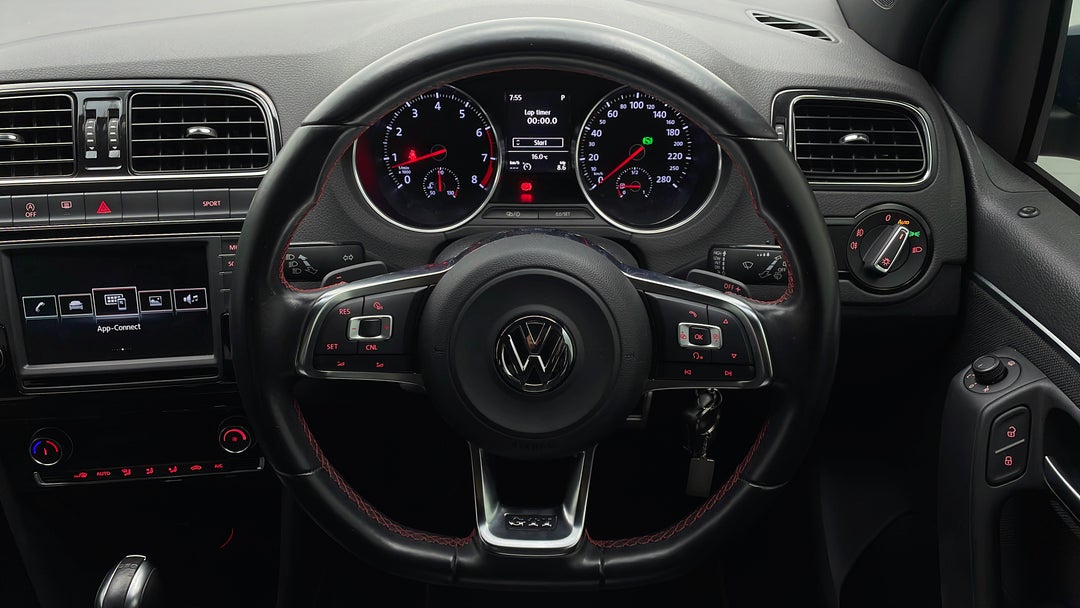 2015 Volkswagen Polo Gti, Automatic, 54815 km, Steering Wheel Close-up