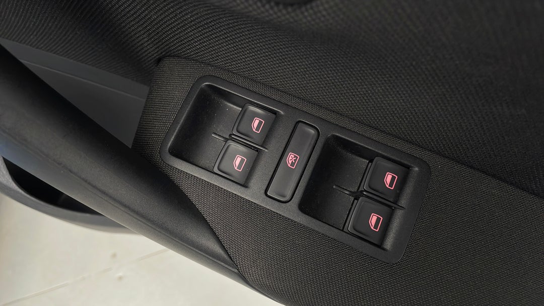 2015 Volkswagen Polo Gti, Automatic, 54815 km, Drivers Side Door Panel Controls