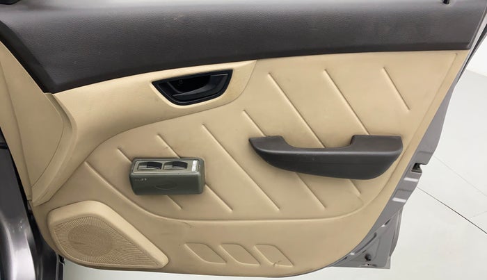 2013 Hyundai Eon D LITE PLUS, Petrol, Manual, 11,989 km, Driver Side Door Panels Control