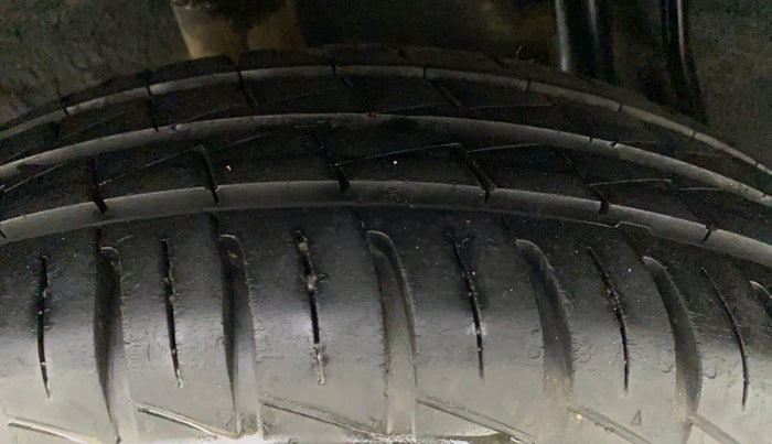 2021 Datsun Redi Go T, Petrol, Manual, 36,052 km, Right Rear Tyre Tread
