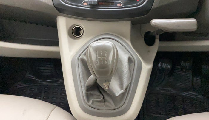 2015 Datsun Go Plus T, Petrol, Manual, 37,490 km, Gear Lever