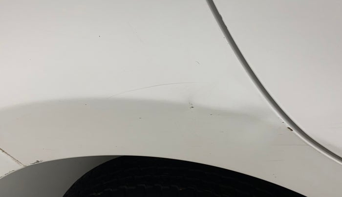 2015 Datsun Go Plus T, Petrol, Manual, 37,490 km, Right quarter panel - Minor scratches