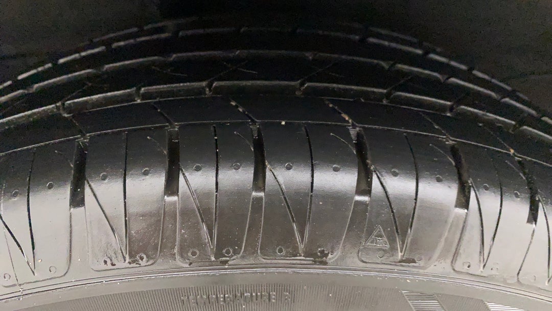 Right Rear Tyre Tread