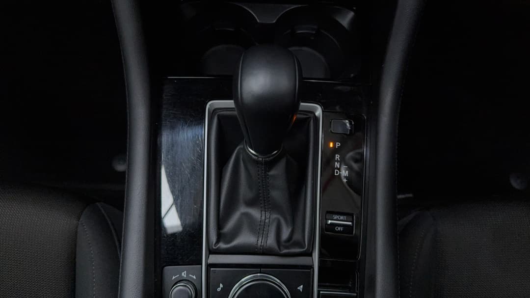 2024 Mazda 3 G20 Pure, Automatic, 24189 km, Gear Lever 