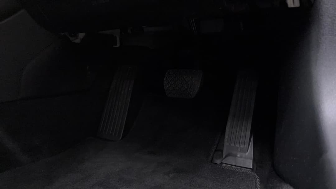 2024 Mazda 3 G20 Pure, Automatic, 24189 km, Pedals and Footmat