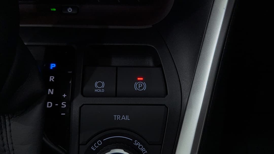 2025 Toyota RAV4 Cruiser (AWD) Hybrid, Automatic, 15245 km, Handbrake