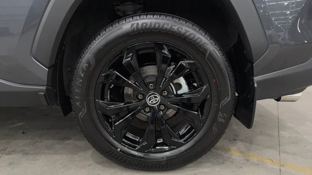 2025 Toyota RAV4 Cruiser (AWD) Hybrid, Automatic, 15245 km, Left Rear Wheel