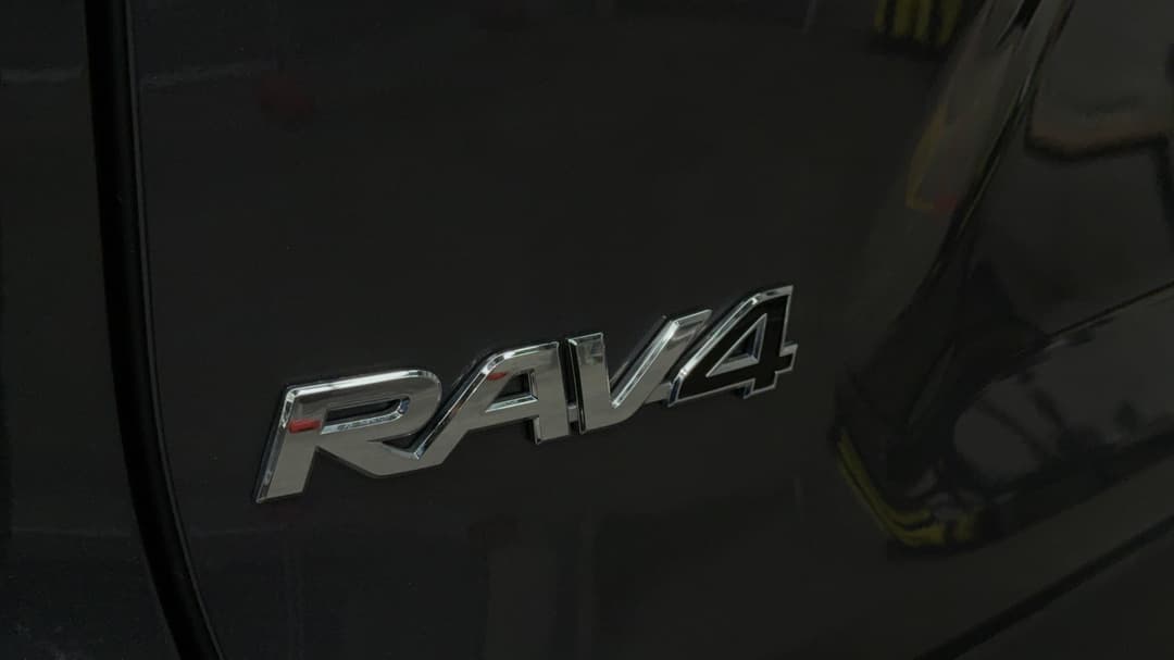 2025 Toyota RAV4 Cruiser (AWD) Hybrid, Automatic, 15245 km, Badge (Boot Left Side)