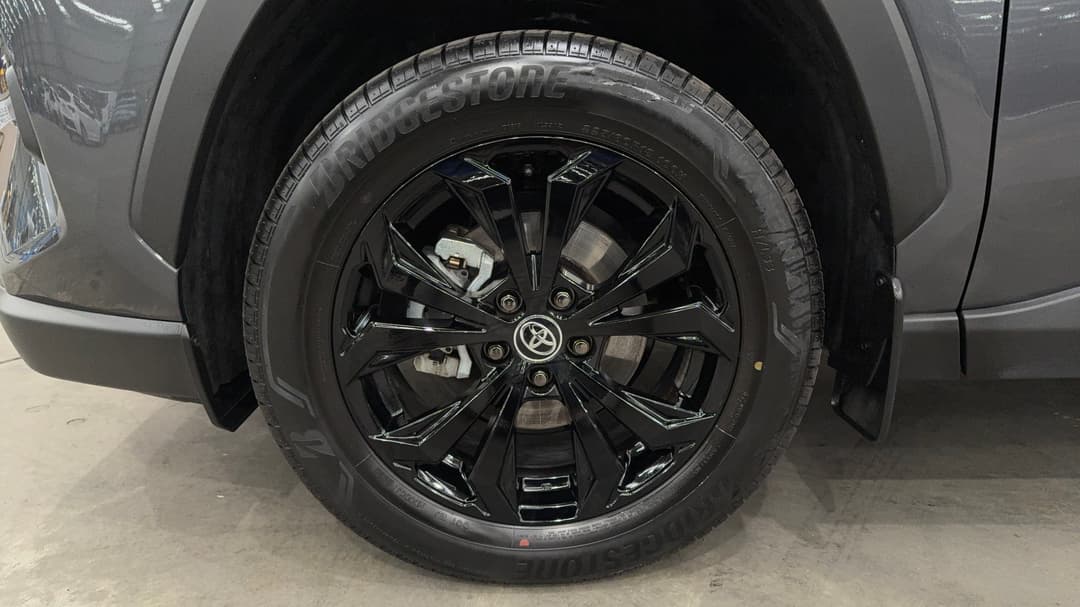 2025 Toyota RAV4 Cruiser (AWD) Hybrid, Automatic, 15245 km, Left Front Wheel