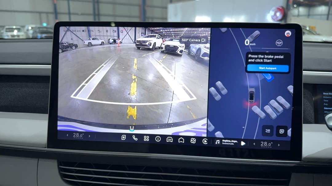 2025 Xpeng G6 Long Range, Automatic, 12467 km, Parking Camera