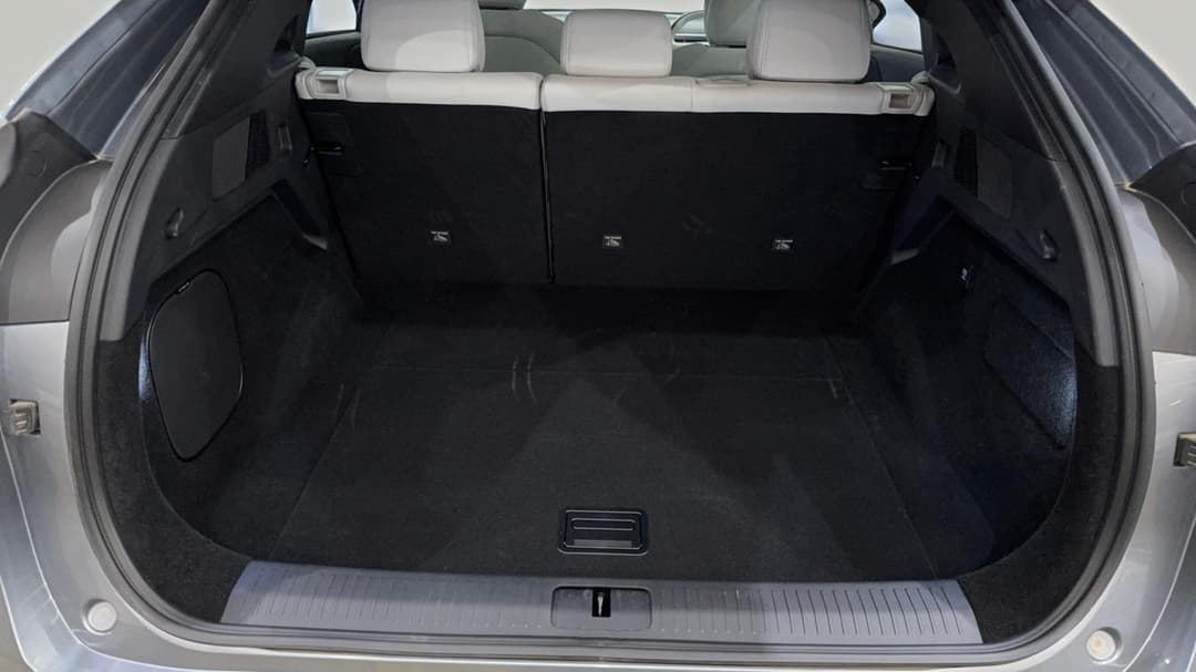 2025 Xpeng G6 Long Range, Automatic, 12467 km, Boot Inside View