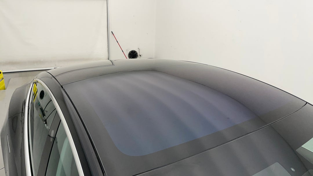 2019 Tesla Model 3 Standard Range Plus, Automatic, 45921 km, Roof/Sunroof View