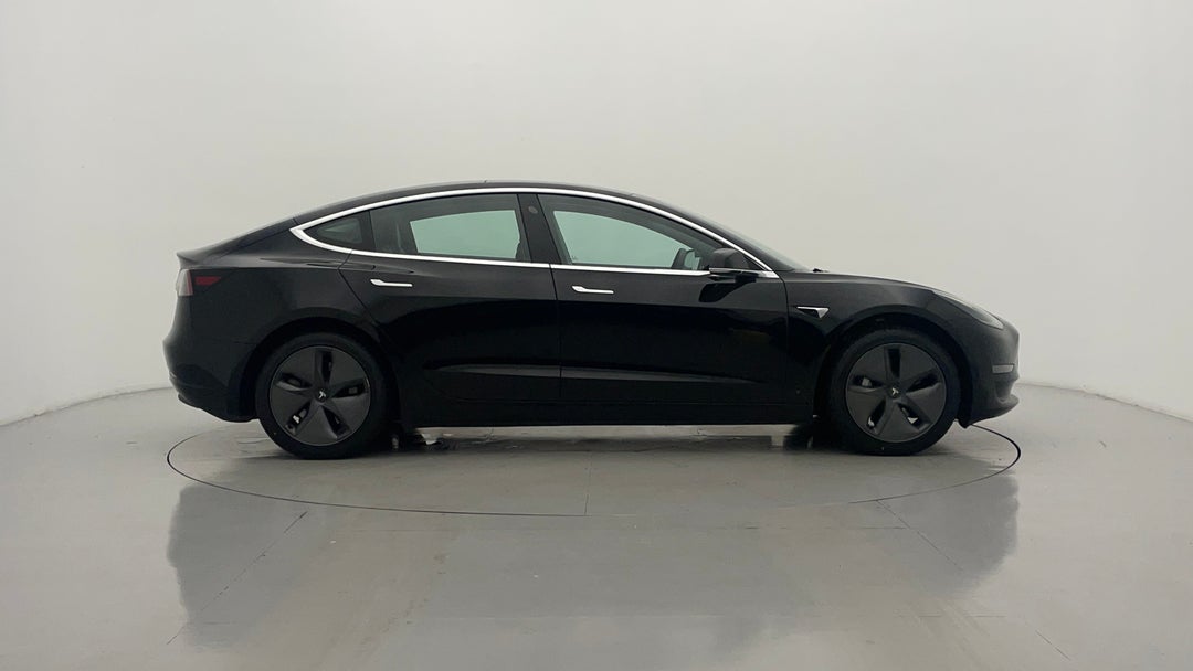 2019 Tesla Model 3 Standard Range Plus, Automatic, 45921 km, Right Side View