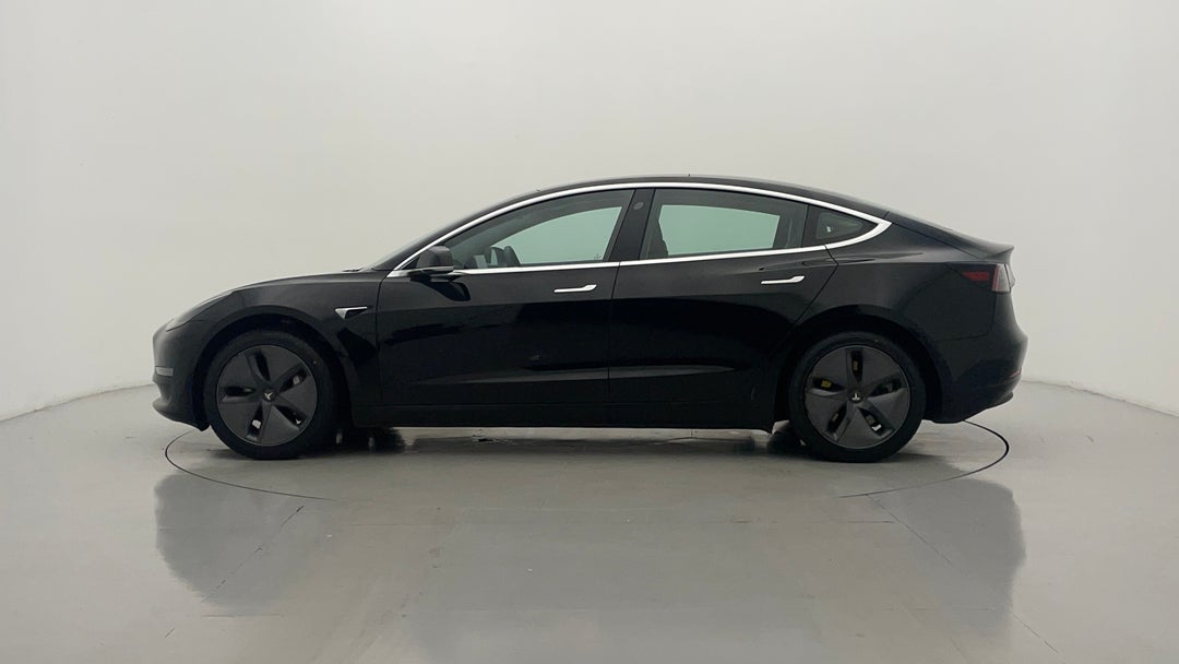 2019 Tesla Model 3 Standard Range Plus, Automatic, 45921 km, Left Side View