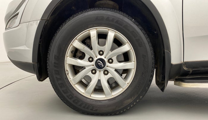 2017 Mahindra XUV500 W8 FWD, Diesel, Manual, 51,735 km, Left Front Wheel