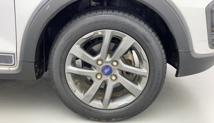 2020 Ford FREESTYLE TITANIUM 1.2 PETROL, Petrol, Manual, 43,820 km, Right Front Wheel