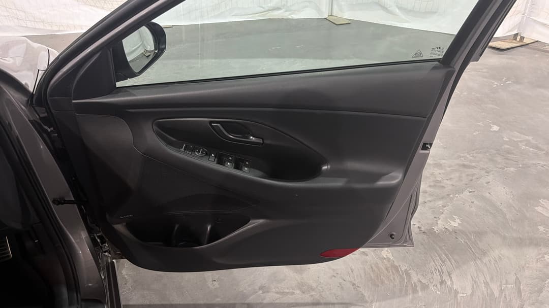 2022 Hyundai i30 N Line Premium, Automatic, 27165 km, Speaker View
