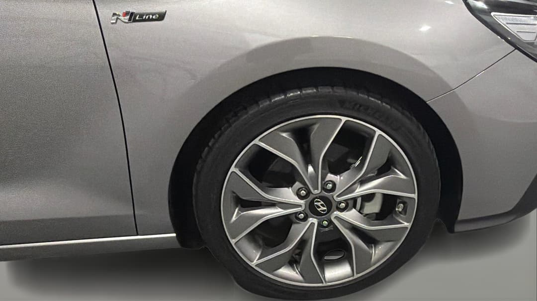 2022 Hyundai i30 N Line Premium, Automatic, 27165 km, Right Front Wheel