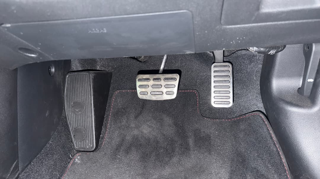 2022 Hyundai i30 N Line Premium, Automatic, 27165 km, Pedals and Footmat