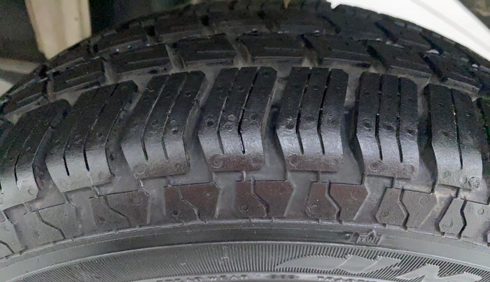 2018 Maruti Alto K10 VXI P, Petrol, Manual, 28,949 km, Left Rear Tyre Tread