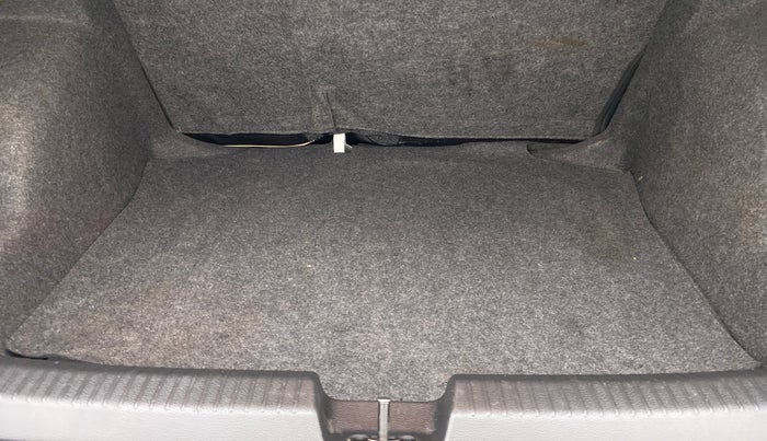 2018 Volkswagen Ameo HIGHLINE PLUS 1.5L 16 ALLOY, Diesel, Manual, 73,974 km, Boot Inside
