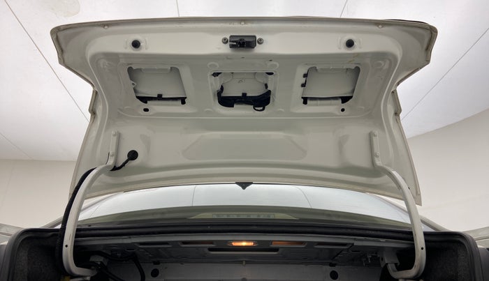 2018 Volkswagen Ameo HIGHLINE PLUS 1.5L 16 ALLOY, Diesel, Manual, 73,974 km, Boot Door Open