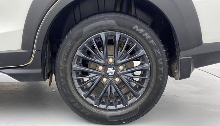 2019 Maruti XL6 ALPHA SHVS  MT, Petrol, Manual, 70,677 km, Left Rear Wheel