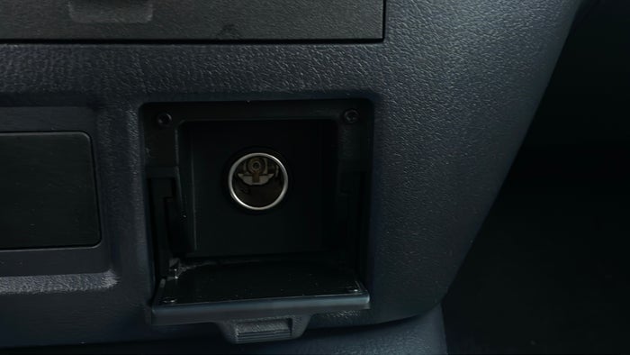 MITSUBISHI PAJERO-Dashboard Trim Cigarette Lighter Not Available
