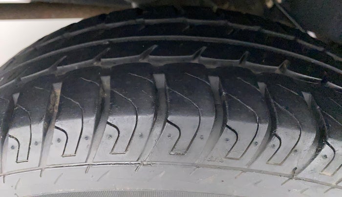 2018 Datsun Go Plus T, Petrol, Manual, 17,108 km, Right Rear Tyre Tread