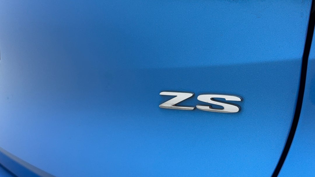 Badge (Boot Right Side)