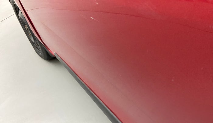 2016 Datsun Go Plus T, Petrol, Manual, 77,379 km, Front passenger door - Slightly dented