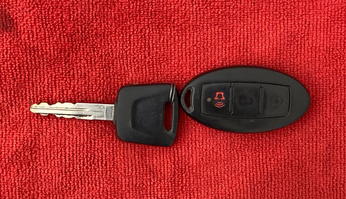 2016 Datsun Go Plus T, Petrol, Manual, 77,379 km, Lock system - Central lock not working
