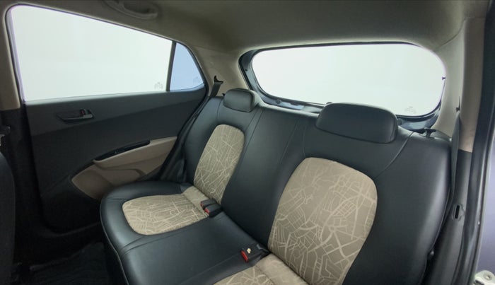 2018 Hyundai Grand i10 MAGNA 1.2 VTVT, Petrol, Manual, Right Side Rear Door Cabin