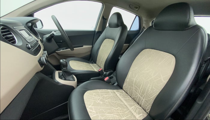 2018 Hyundai Grand i10 MAGNA 1.2 VTVT, Petrol, Manual, Right Side Front Door Cabin