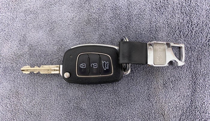 2018 Hyundai i20 Active 1.2 S, Petrol, Manual, 90,756 km, Key Close Up