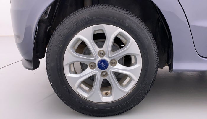 2016 Ford New Figo TITANIUM 1.5 PETROL AT, Petrol, Automatic, 56,776 km, Right Rear Wheel