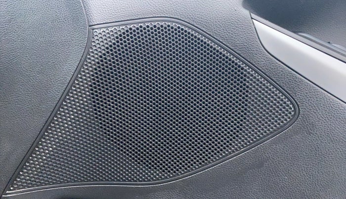 2016 Ford New Figo TITANIUM 1.5 PETROL AT, Petrol, Automatic, 56,776 km, Speaker