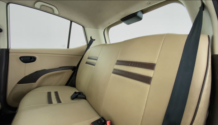 2010 Hyundai i10 MAGNA 1.1 IRDE2, Petrol, Manual, 60,791 km, Right Side Rear Door Cabin