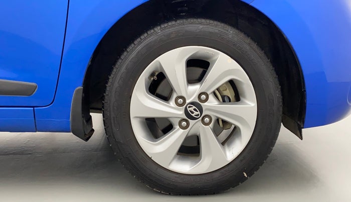 2017 Hyundai Xcent SX 1.2, Petrol, Manual, 44,805 km, Right Front Wheel