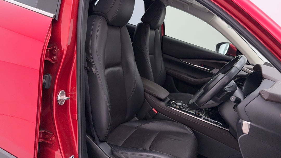 2021 Mazda CX-30 G25 Astina (FWD), Automatic, 56086 km, Right Side Front Door Cabin View