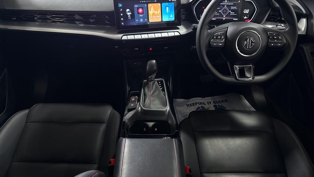 2023 MG Mg5 Vibe, Automatic, 13122 km, Center Console