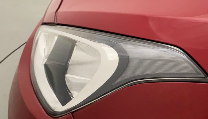 2014 Hyundai Xcent SX 1.2 (O), Petrol, Manual, 50,261 km, Left headlight - Minor scratches
