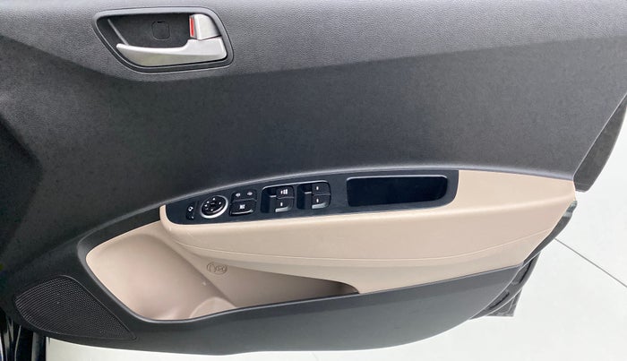 2015 Hyundai Xcent S 1.2 OPT, Petrol, Manual, 38,058 km, Driver Side Door Panels Control