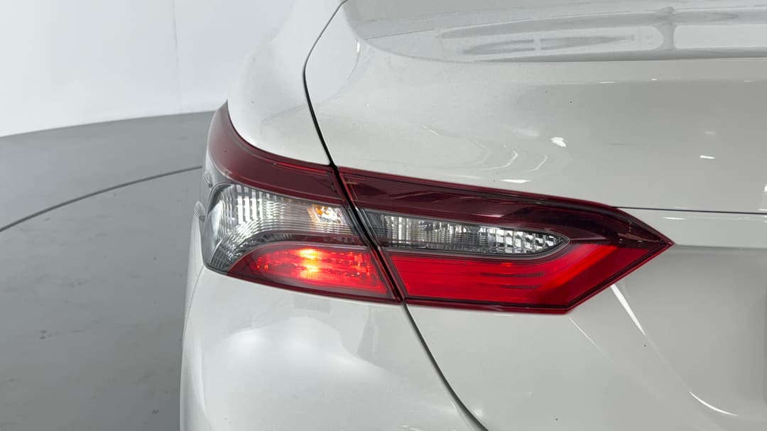 2024 Toyota Camry Ascent Hybrid, Automatic, 54043 km, Badge (Boot Left Side)