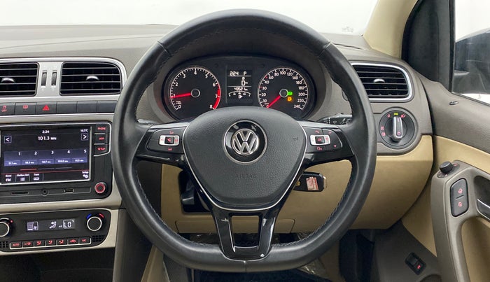 2018 Volkswagen Vento 1.2 TSI HIGHLINE PLUS AT, Petrol, Automatic, 43,521 km, Steering Wheel Close Up