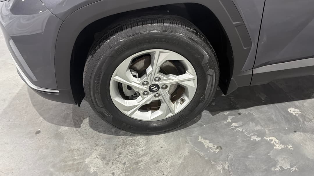 2024 Hyundai Tucson (FWD), Automatic, 19462 km, Left Front Wheel