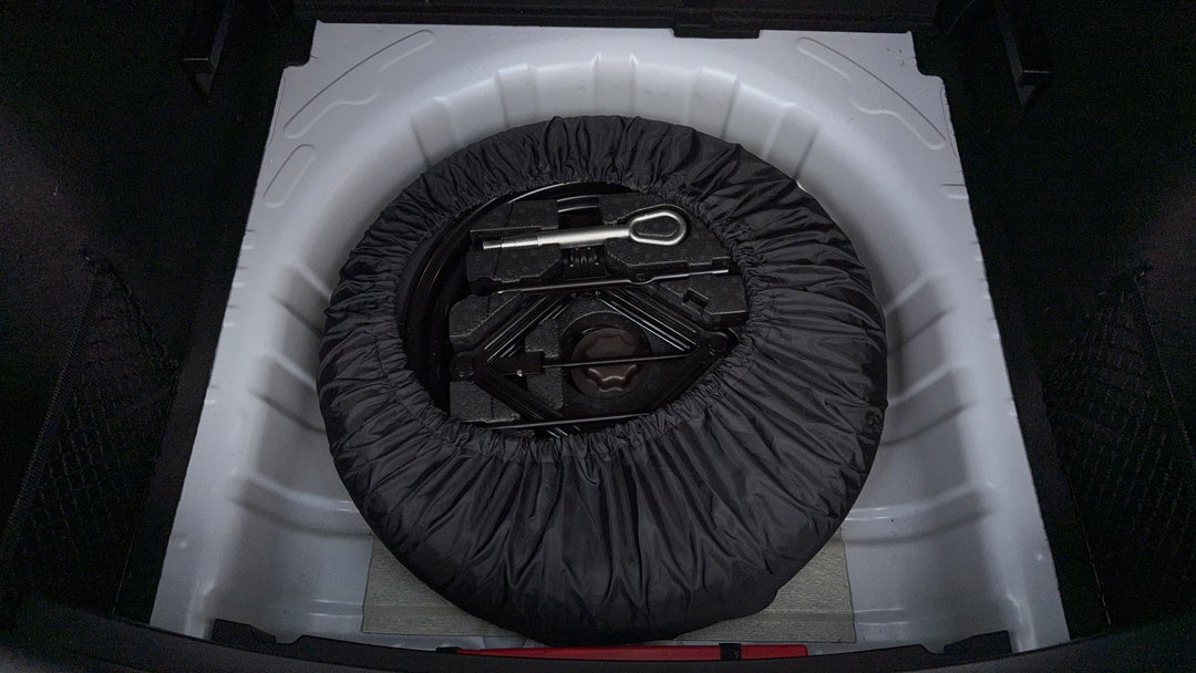 2023 MG ZS Excite, Automatic, 22385 km, Spare Wheel