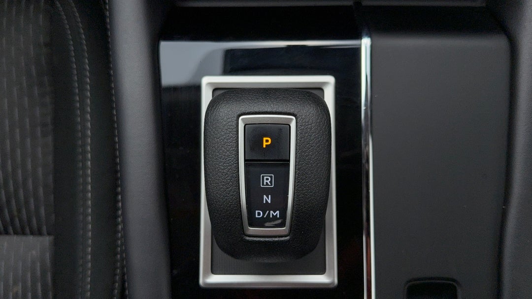 2024 Mitsubishi Outlander Es 7 Seat (2wd), Automatic, 50130 km, Gear Lever 