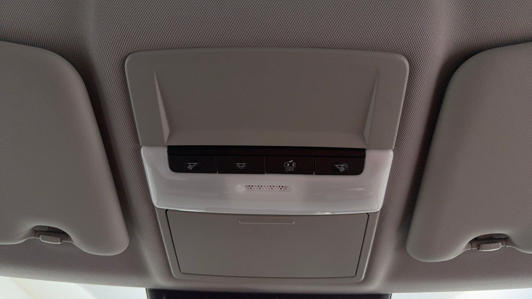 2024 Mitsubishi Outlander Es 7 Seat (2wd), Automatic, 50130 km, On-Roof Controls/Sunglass holder